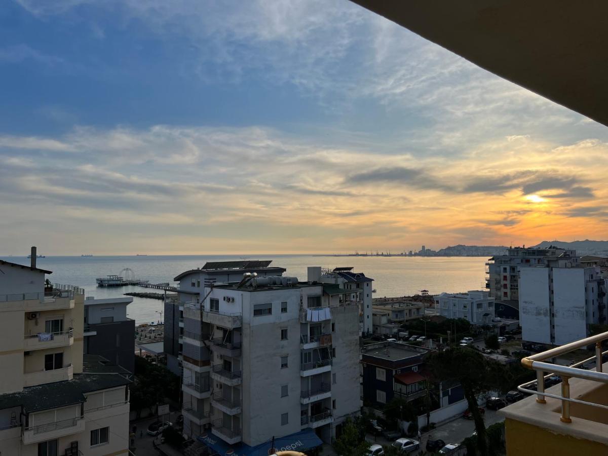 West View Apartment Драч Екстериор снимка